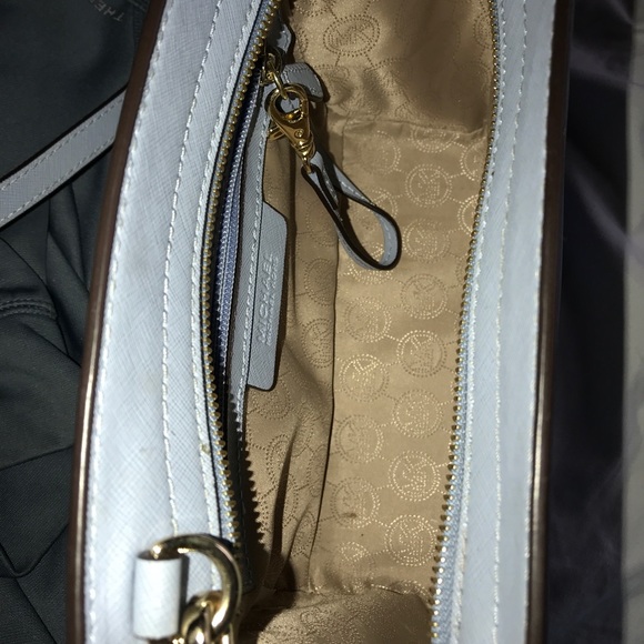 Michael Kors Cross-Body Bag - Picture 5 of 8